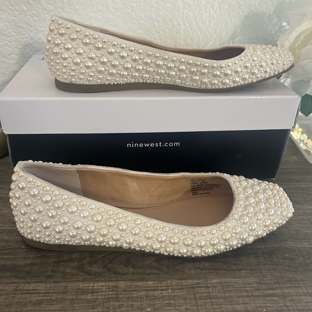 Nine West Women's Pearl Embellished Cream Flats